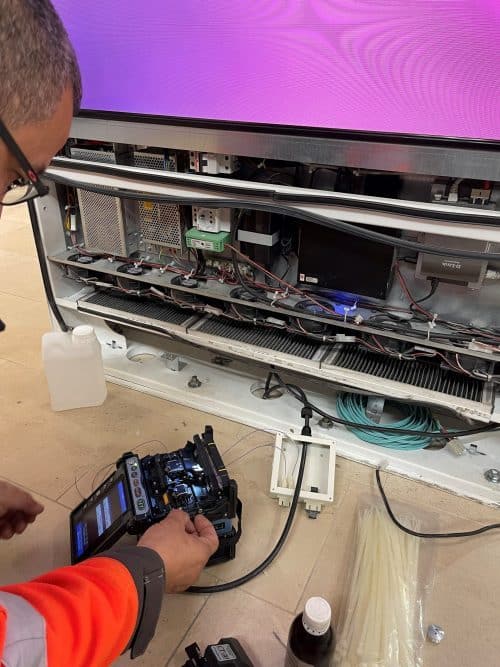 Technicien NAXIA courant faible -