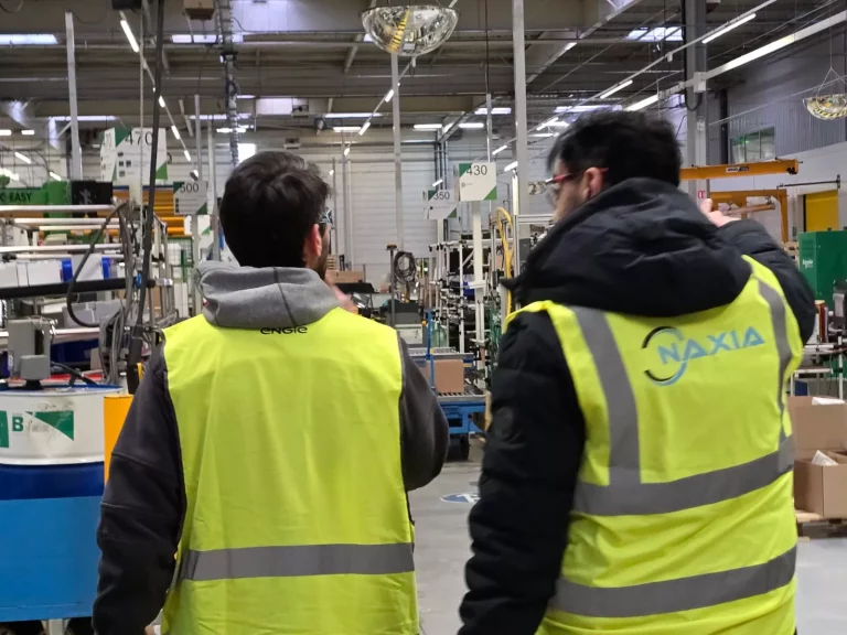 personnel NAXIA en intervention chez un client industriel